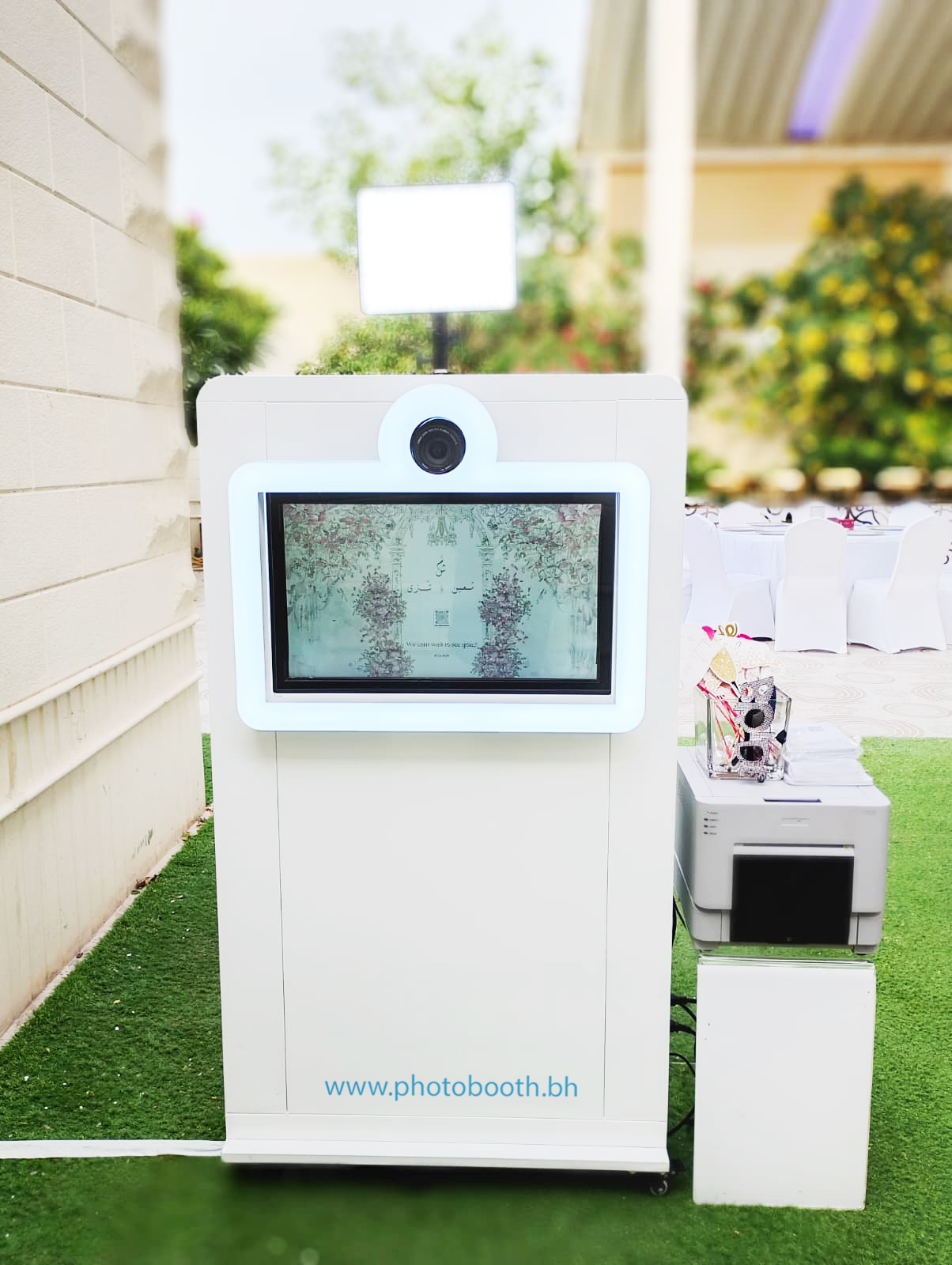 photobooth white